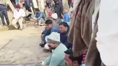 नारायणपुर: मंढा गांव में चोरी की घटना से नाराज ग्रामीणों ने सड़क मार्ग किया जाम