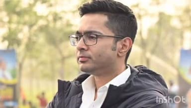 হিলি: দক্ষিণ দিনাজপুরে হাইভোল্টেজ মেজাজে অভিষেক বন্দ্যোপাধ্যায় হিলি থেকে বালুরঘাট সর্বত্র সাজো সাজো রব