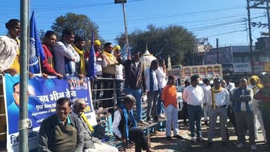 जिंदगी एक जंगल हैं
जीना चाहते हो तो लडना सिखो ।।
बचना नही .....??
#उलगूलानजिंन्दावाद
#युवासमाजसेवी
शिवरावण तिरकाम- गो...