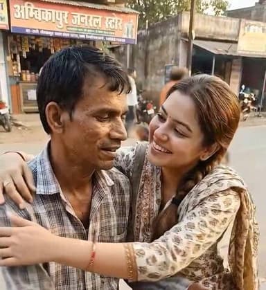 अपने शहर में गर्लफ्रेंड बनाओ? क्योंकि आपके शहर की 10 हजार लड़कियां इस ऐप पर एक्टिव हैं?
फेसबुक पर वायरल RILU ऐप का जाल,