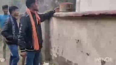 छौड़ाही: बैंगा गांव में जल मीनार की टंकी फूटी, पानी बहने से लोगों को हो रही परेशानी