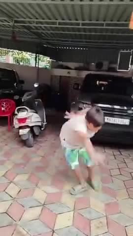 Trending स्टार खेसारी लाल यादव जी के बेटा ऋषभ , पवन सिंह पियकर का नकल करते हुए आप लोग का क्या कहना है please Comment 🙏