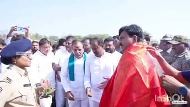 ఉమ్మడి వరంగల్ జిల్లా సమీక్ష సమావేశంలో పాల్గొన్న జిల్లా కలెక్టర్ సత్య శారద మేయర్, కమిషనర్