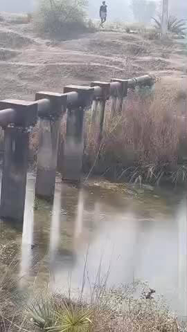 पता तानपुरा रोड। टाइम लगभग 2:00