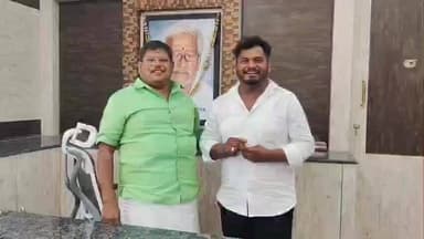 சூளகிரி: தவெகவில் இணைந்த மது என்கிற ஹேம்நாத்க்கு சூளகிரியி்ல், வடக்கு ஒன்றிய தவெகவினர் நேரில் சந்தித்து வாழ்த்து