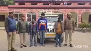 सलेमपुर: लार पुलिस ने रावतपार रघेन के पास पशुओं से भरा पिकअप पकड़ा, 3 लोग हुए गिरफ्तार