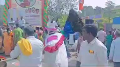 குடியாத்தம்: குடியாத்தம் புதிய பேருந்து நிலையம் அருகே நம்ம ஊரு மோடி பொங்கலை கொண்டாடிய பாரதிய ஜனதா கட்சியினர்