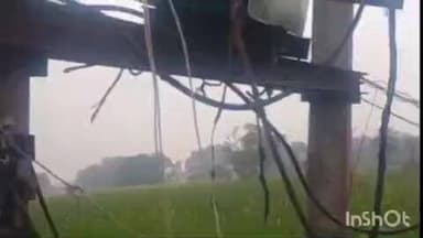 रायपुर कर्चुलियान: रीवा: रायपुर डीसी जोगनहाई टोल प्लाजा के पीछे दिनेश पटेल के घर के सामने लगा ट्रांसफार्मर कभी भी गिर सकता है