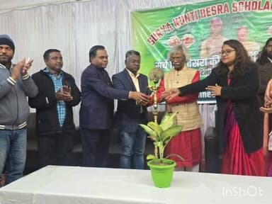 घाटशिला: संताली भाषा दिवस पर घाटशिला महाविद्यालय के संताली विभाग ने मनाया संताली भाषा दिवस