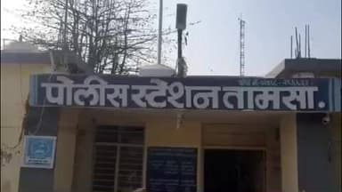 हदगाव: छ.शिवाजी महाराज चौक येथे वाहनातून दोन गोवंशीय जातीचे जनावरे क्रुरतेने बांधुन वाहतूक करणाऱ्या दोघावर तामसा पोलीसात गुन्हा