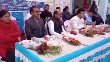 दारू: दारू के पेटो में लगे स्वास्थ्य मेले में उमड़ी भीड़, 135 ग्रामीणों की हुई मुफ्त जांच