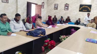 सेन्हा: सेन्हा प्रखंड मुख्यालय में केसीसी ऋण जागरूकता शिविर आयोजित, 51 किसानों के आवेदन स्वीकृत