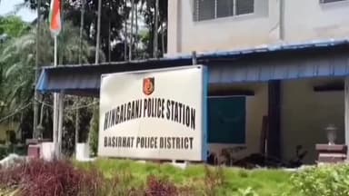 হিঙ্গলগঞ্জ: কাকাকে মারধরের ঘটনায় ছয় নম্বর স্যান্ডেলের বিল এলাকা থেকে ভাইপোকে আটক করলো হিঙ্গলগঞ্জ থানার পুলিশ