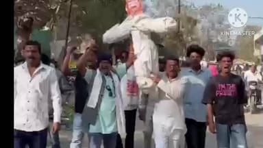 सेंधवा: सैंधवा में मंत्री कैलाश विजयवर्गीय का पुतला जलाया गया, इस्तीफे की मांग की गई