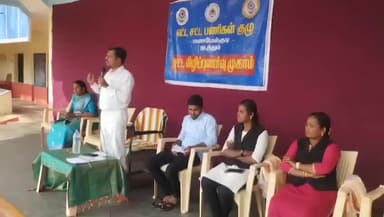 மணமேல்குடி: விச்சூர் புனித ஜோசப் மெட்ரிக் மேல்நிலைப் பள்ளியில் நீதிபதி சுரேஷ் கார்த்திக் போதைப் பொருளுக்கு எதிரான சட்ட விழிப்புணர்வை மேற்கொண்டார்