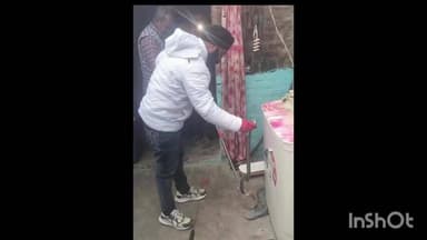 मोहम्मदी: उचौलिया कस्बे के अम्बेडकर पार्क के अवधेश किराना स्टोर वाली गली में एक घर में घुसा नाग, परिवार में मचा हड़कंप