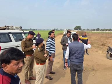 सीहोर: एसडीएम ने कुबेरेश्वर धाम पहुंचकर व्यवस्थाओं का निरीक्षण किया, रुद्राक्ष महोत्सव की तैयारी के लिए दिए निर्देश