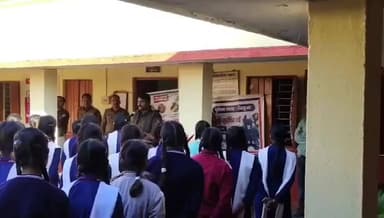 बिछुआ: बिछुआ में 'सड़क सुरक्षा जीवन रक्षा' थीम पर जागरूकता कार्यक्रम, छात्राओं को ट्रैफिक और साइबर क्राइम की जानकारी दी गई