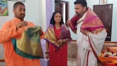 ಸೋಮವಾರಪೇಟೆ: ಪಟ್ಟಣದಲ್ಲಿ ಪರ್ವತಾರೋಹಿ ಡಾ. ಬಿ.ಎಂ.ಲತಾ ರವರನ್ನು ಅಕ್ಕನಬಳಗದವತಿಯಿಂದ ಸನ್ಮಾನಿಸಲಾಯಿತು.