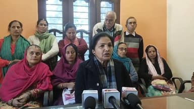 ज्वालामुखी में खैर लकड़ी जब्ती मामला बना विवाद की जड़, फॉरेस्ट गार्ड निलंबन पर उठे सवाल
देहरा/ज्वालामुखी। #News123 #Publ...