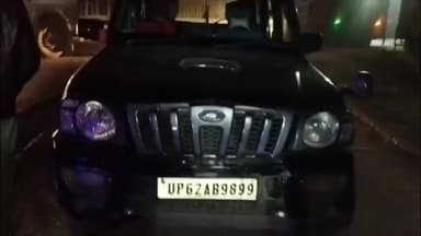 कुदरा: समेकित जांच चौकी से उत्पाद विभाग की कार्रवाई में स्कॉर्पियो से 130 लीटर विदेशी शराब जब्त, तस्कर गिरफ्तार