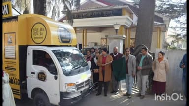 मनाली: उपायुक्त कूल्लू ने फूड वैन का शुभारंभ किया, उपायुक्त तोरुल एस रवीश ने हरी झंडी दिखाकर किया रवाना