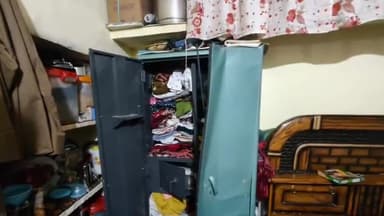 अकलेरा: अकलेरा के मनोहरथाना रोड स्थित काजीजी की गली में चोरों ने मकान में चोरी कर नकदी सहित सोने-चांदी के जेवरात चुराए