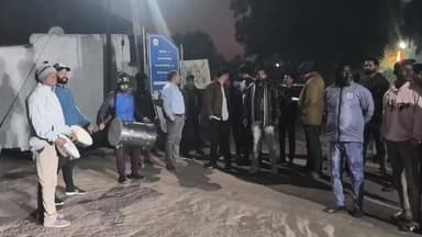 नौरोजाबाद: नगर के राम मंदिर में विश्व हिंदू धर्म ध्वज व कलश का भव्य आगमन, भक्तिमय हुआ नौरोजाबाद