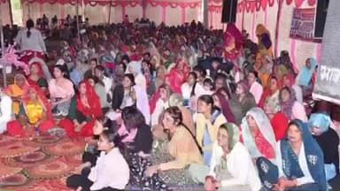 सुनेल: ओसाव में चल रही कथा में गोवर्धन पूजा एवं छप्पन भोग का आयोजन हुआ