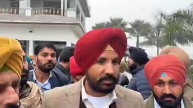 ਤਰਨਤਾਰਨ: ਕਾਂਗਰਸ ਦੇ ਸੂਬਾ ਪ੍ਰਧਾਨ ਰਾਜਾ ਵੜਿੰਗ ਮਰਹੂਮ ਸਰਪੰਚ ਜਰਮਲ ਸਿੰਘ ਦੇ ਘਰ ਪਰਿਵਾਰ ਨਾਲ ਦੁੱਖ ਸਾਂਝਾ ਕਰਨ ਲਈ ਪੁੱਜੇ