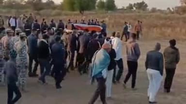 भोपालगढ़: सड़क हादसे में रतकुड़िया के वीर सपूत शहीद वायु सैनिक विकास सेंवर को अंतिम विदाई, गार्ड ऑफ ऑनर के साथ दी गई सलामी