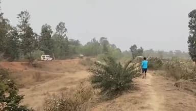 গড়বেতা ৩: হাতির আক্রমনে এক বৃদ্ধার মৃত্যুর ঘটনাকে কেন্দ্র করে চাঞ্চল্য নয়াবসতের উখলাতে