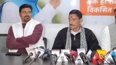 नगड़ी: अरगोड़ा सांसद कार्यालय में विकसित भारत को लेकर केंद्रीय रक्षा राज्य मंत्री की पत्रकार वार्ता