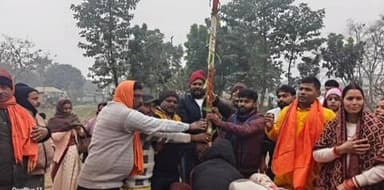 बैसा: बैसा-बैसा प्रखंड के अनगढ हाट में 24 से 31 जनवरी तक आयोजित होने वाले श्रीमद्भागवत कथा के आयोजन को लेकर भूमि पूजन