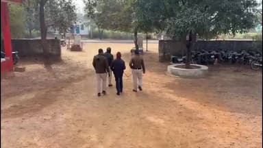 बडोनी: जिगना पुलिस ने हत्या के आरोपी को बिलोनी नोनेर गांव के पास से किया गिरफ्तार, न्यायालय में पेश कर भेजा जेल