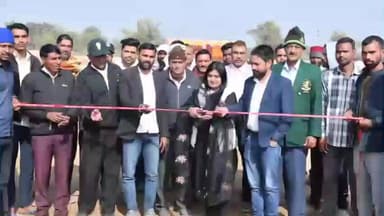 बुहाना: हिरवा में क्रिकेट के महाकुंभ का शुभारंभ, भाजयुमो जिला उपाध्यक्ष वर्षा सोमरा ने किया उद्घाटन