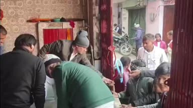 भुसावर: भुसावर की पुरानी अनाज मण्डी स्थित गुरूद्वारा हनुमान जी महाराज मन्दिर पर पौषबड़ा प्रसादी महोत्सव का आयोजन किया गया