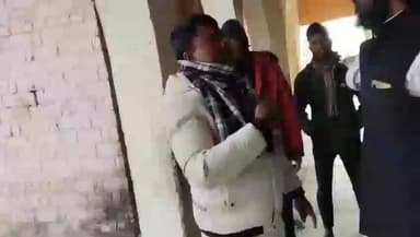 घाट कुसुंभा: घाटकुसुंभा में हाई स्कूल के निरीक्षण के दौरान विवाद, शिक्षकों और प्रमुख में हुई तीखी नोकझोंक