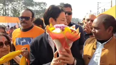 ফাঁসিদেওয়া: রাঙাপানি রেলওয়ে লেভেল ক্রসিংয়ে ওভারব্রিজের শিলান্যাস করলেন সাংসদ রাজু বিস্ত