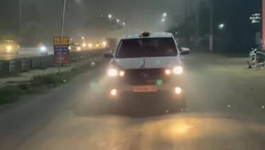 ਖੰਨਾ: ਐਸ.ਐਸ.ਪੀ ਖੰਨਾ ਨੇ 'ਸਪੈਸ਼ਲ ਨਾਕਾਬੰਦੀ' ਦੌਰਾਨ ਵੱਖ-ਵੱਖ ਨਾਕਿਆਂ ਦੇ ਕੰਮਕਾਜ ਦੀ ਚੈਕਿੰਗ ਕੀਤੀ