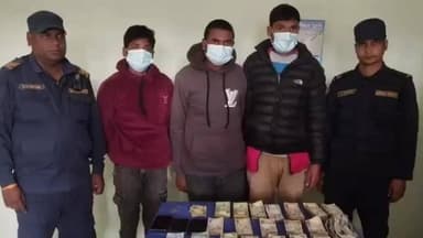 मैनाटांड़: भारत-नेपाल सीमा से सटे परसा जिले में पुलिस ने अवैध हुंडी कारोबार के खिलाफ की बड़ी कार्रवाई