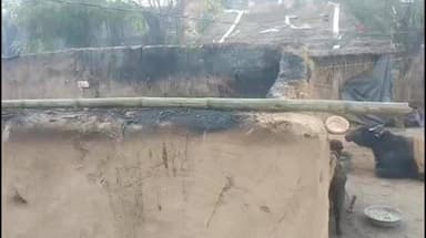 रूपवास: गांव नरीपुर में अज्ञात कारणों से छप्परपोश मकान में लगी आग