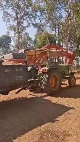 बड़वारा: ग्राम रोहनिया में रेत का अवैध परिवहन करते एक ट्रैक्टर ट्राली को पुलिस ने किया ज़ब्त