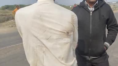 ઘોઘા: ઘોઘા પીપળીયા પુલ પાસે ચાલુ ઇકો કાર માંથી એક ઈસમ પડી જતા સર્જાયો અકસ્માત