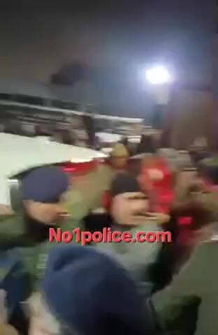 ग्वालियर तीनों साथियों सहित,जेल से रिहा हुए एडवोकेट अनिल मिश्रा
#anilmishra #gwalior #mppolitics #bheemarmy #bjp #mp