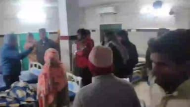 सरई: सिंगरौली के सरई गोड़बहरा में मोटरसाइकिल और बोलेरो की टक्कर, दो बुजुर्ग घायल