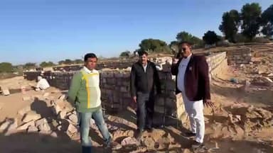 खींवसर: खींवसर के माडपुरा में पीएचसी निर्माण कार्य का किया गया निरीक्षण