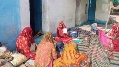 घर-घर जाकर जल सहेलियां कर रही जल परीक्षण
सुरक्षित पेयजल और स्वछता के प्रति लोगों को जागरूक किया गया
--
कलेक्टर श्रीमत...