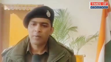 देहरा : अनजान ओर प्रवासियों की सूचना पुलिस को दें प्रधान और सचिव-एसपी देहरा मयंक चौधरी
#timesofhimachal
Ashish Sharma