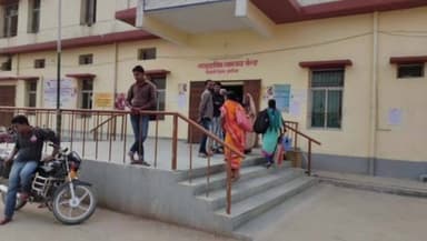 पलासी: पलासी में आपसी विवादों के चलते चार स्थानों पर हुई मारपीट, पांच लोग हुए जख्मी